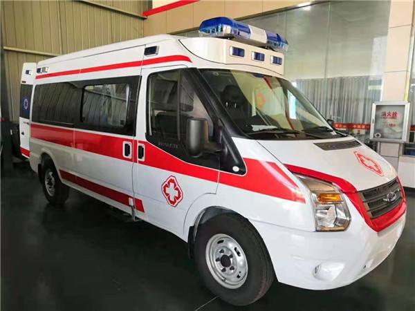 望江县福特V362救护车